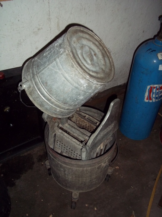 lot 107 image: Galvanized mop bucket with extra pail
