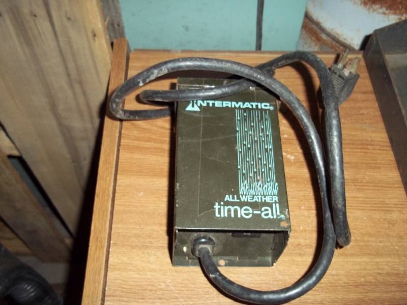 lot 115 image: Weatherall outdoor timer