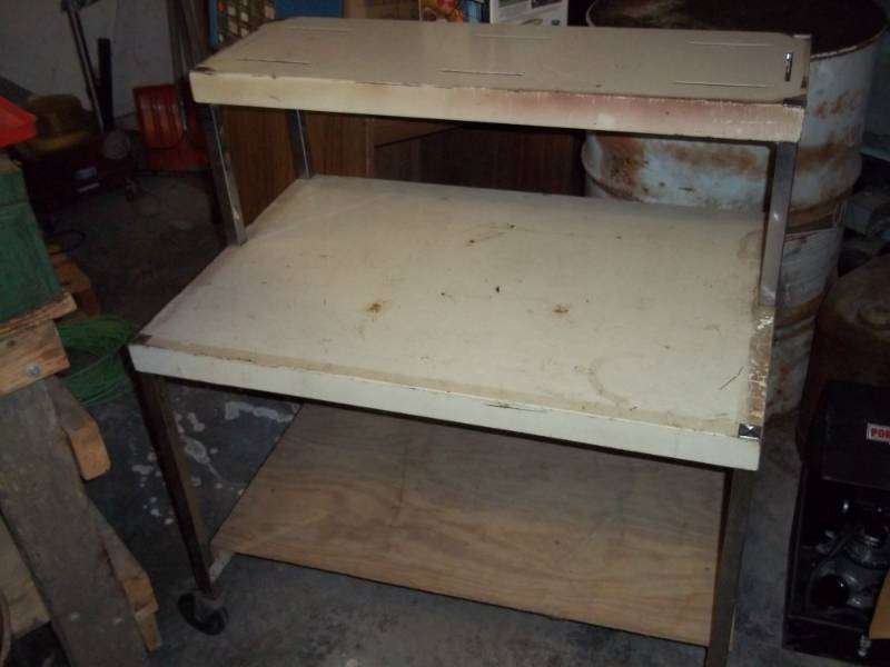 lot 127 image: Roller cart 36 x 24 x 39