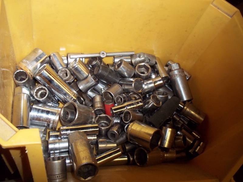 lot 132 image: Bin of sockets