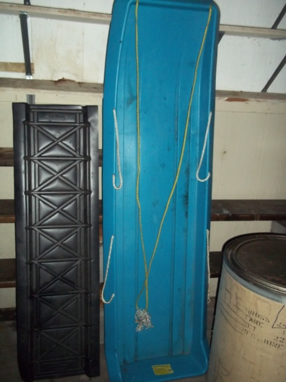lot 199 image: Blue Sled