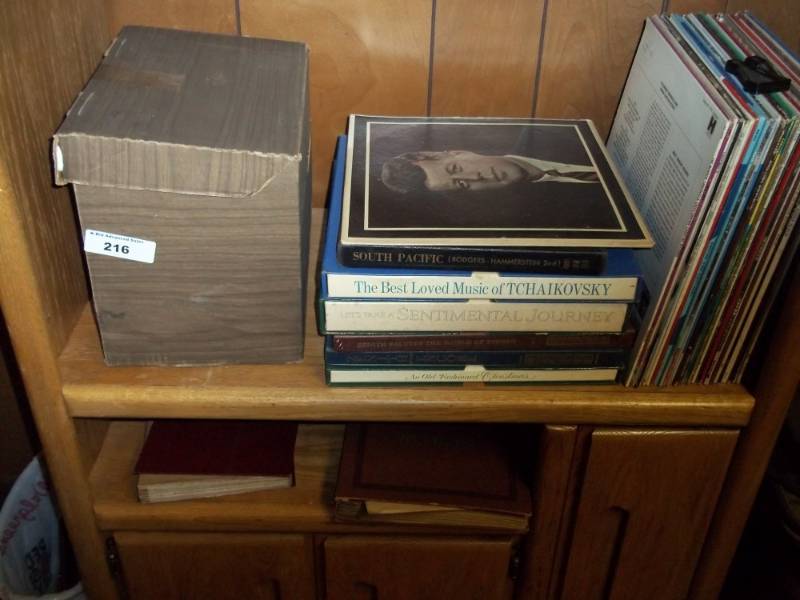 lot 216 image: Lot of Records