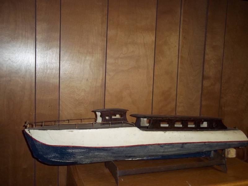 lot 232 image: Wood ship  hand built in 1941
