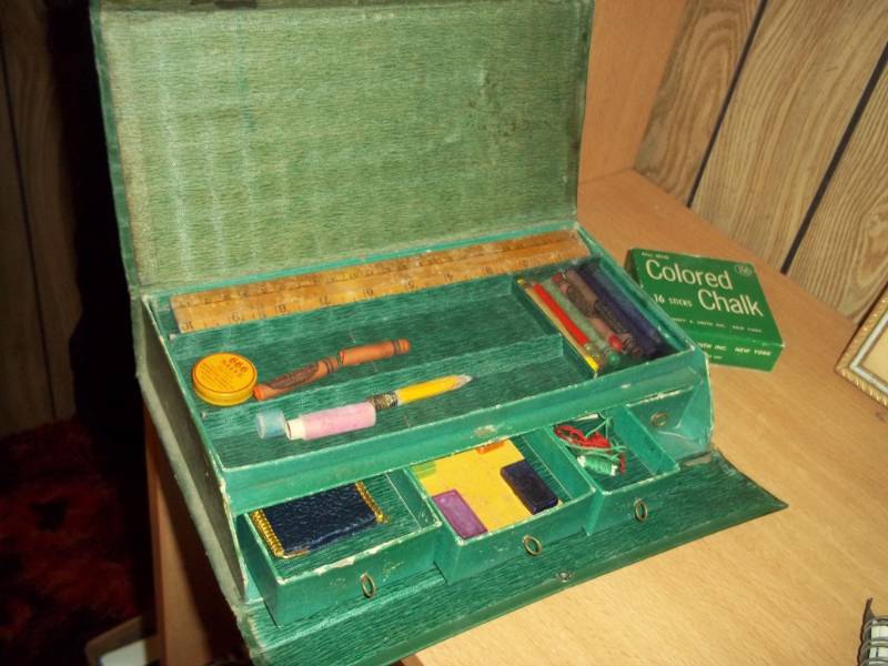 lot 244 image: Antique kids school kit