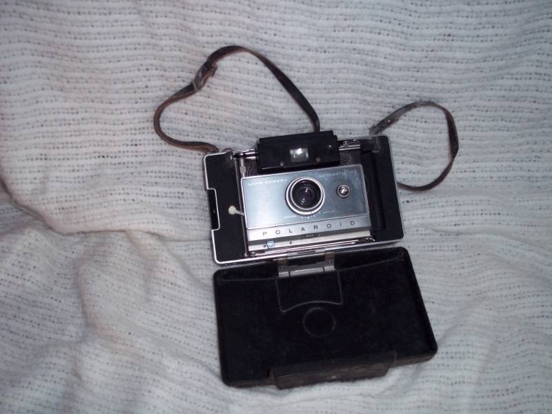 lot 285 image: polaroid land camera automatic with hard case