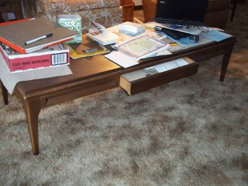 lot 320 image: Coffee Table  does not include contents