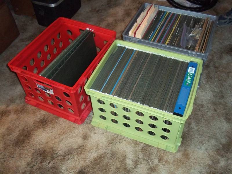 lot 325 image: 3 totes with Hanging files