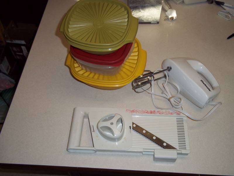 lot 349 image: Hand mixer, slicer, tupperware bowls