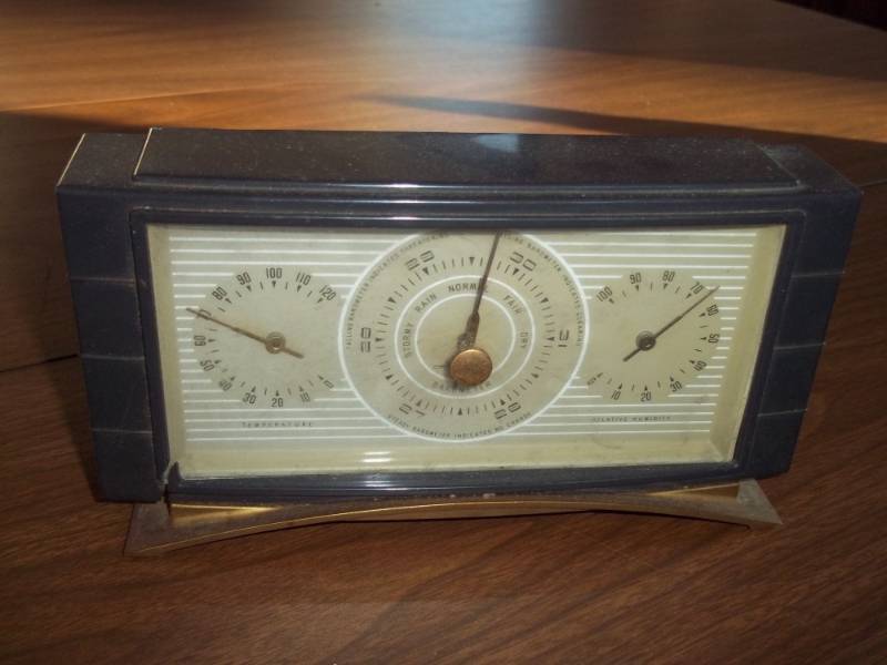 lot 353 image: Barometer