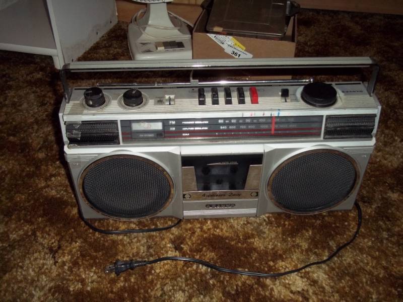 lot 362 image: Boom Box