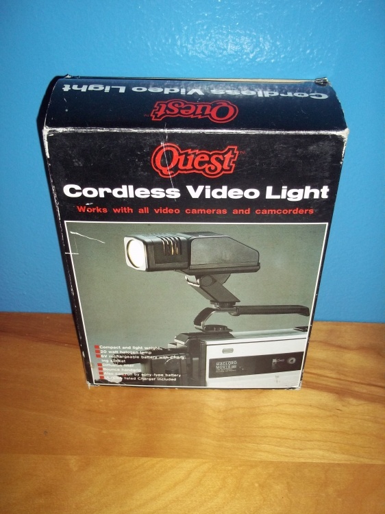 lot 397 image: Cordless video light