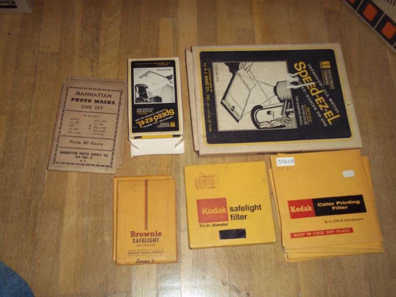 lot 406 image: Ez-el, safe light printer filters