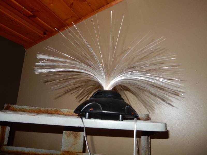 lot 50 image: Pabst Blue Ribbon hanging light.. Mood light