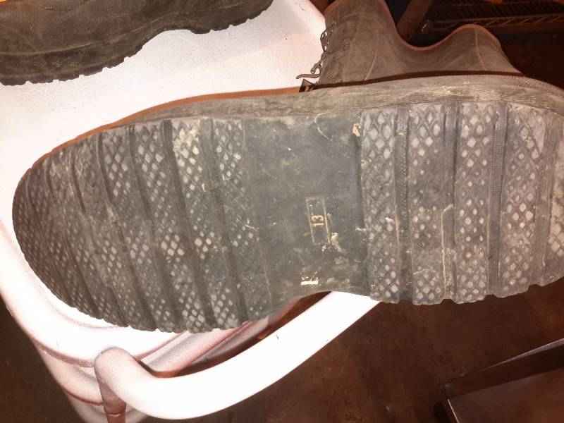 lot 128 image: Pair of 4 Buckle boots.. Size 13.  1,  12 of the buckle missing on one boot