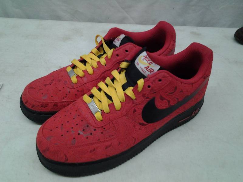 Nike Air Force I (Size 9)