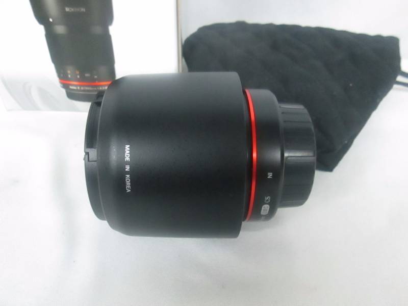 lot 6 image: Rokinon 300mm F6.3 Telephoto Lens for Nikon DSLR