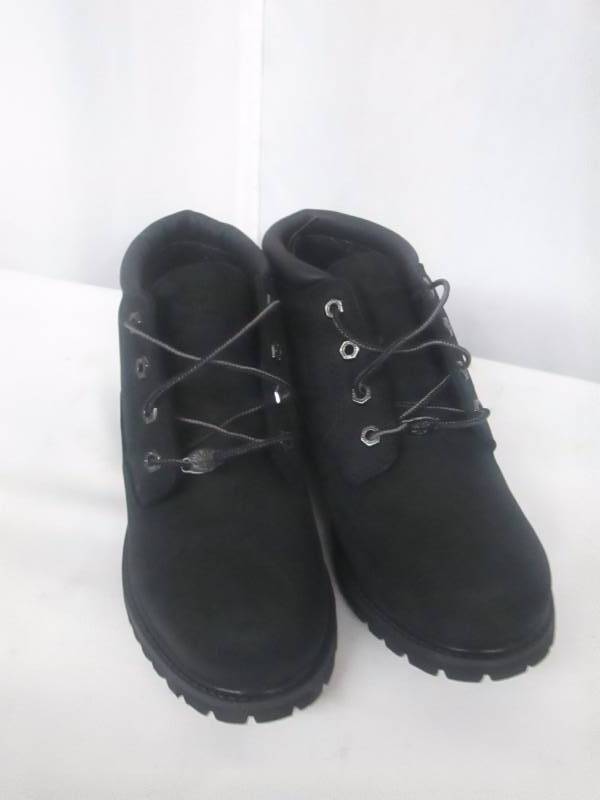 lot 30 image: Timberland Womens Nellie Waterproof Chukka Boot
