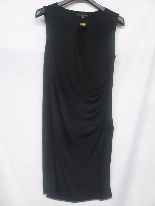 lot 61 image: Tiana B Plus Keyhole Neckline Wrap Dress