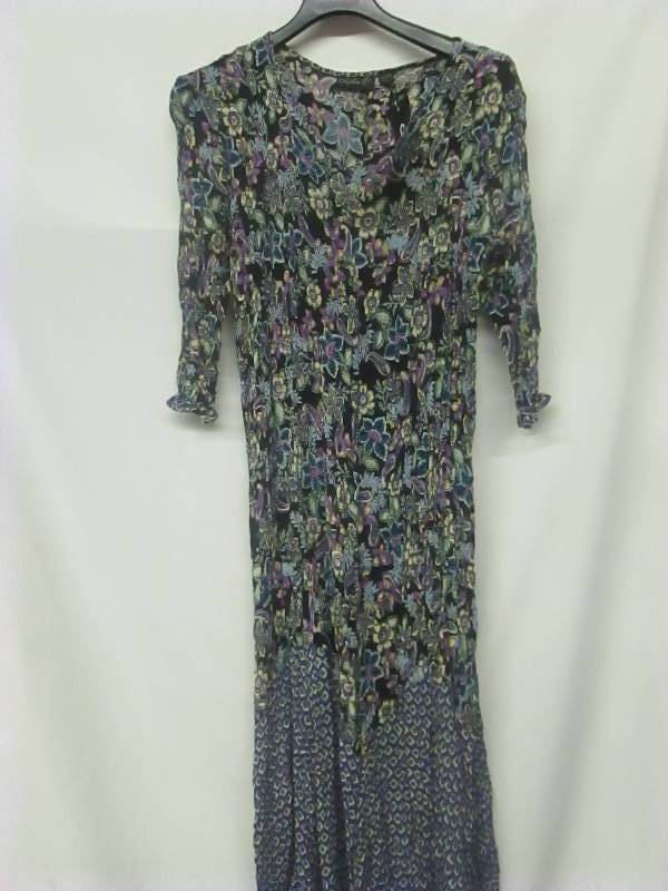 lot 64 image: Lola P Misses Twin Print Dress