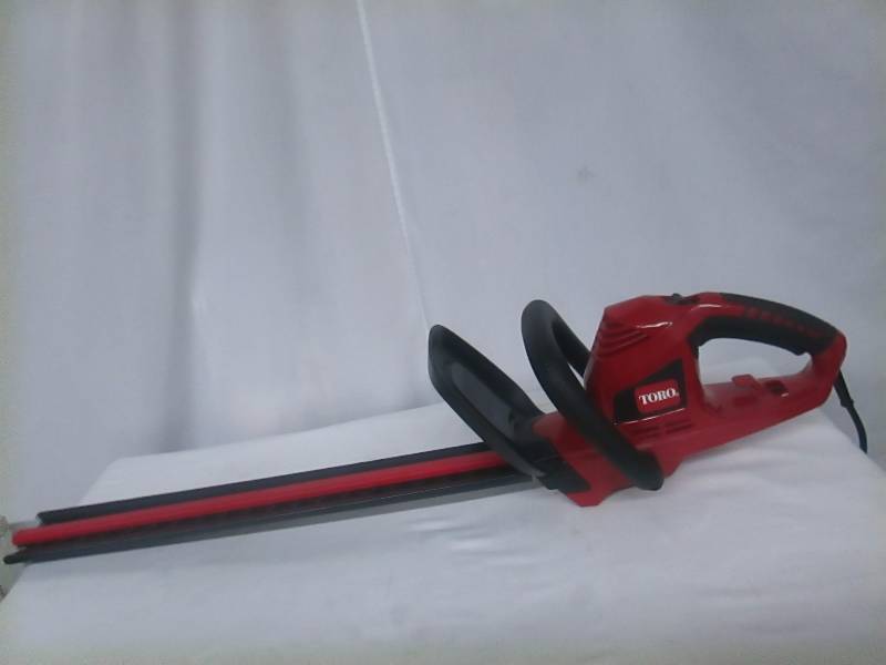 lot 21 image: Toro 22 Electric Hedge Trimmer