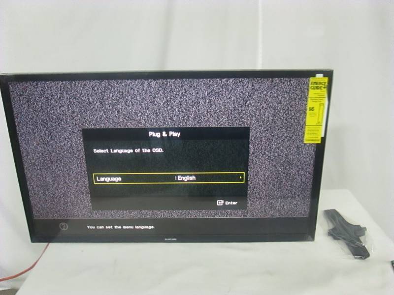 lot 1 image: Samsung 32 720p LED TV