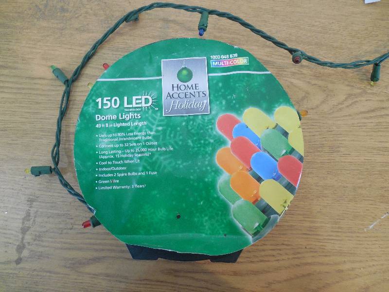 lot 9 image: Home Accents- 150 LED Dome Christmas Holiday String Lights - Multi Color