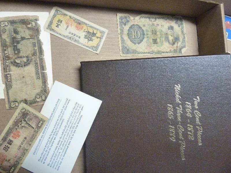 Japanese Currency Lot