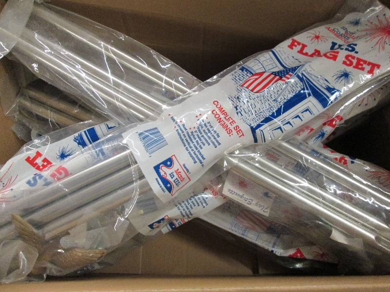 lot 86 image: 7 flag pole kits ...