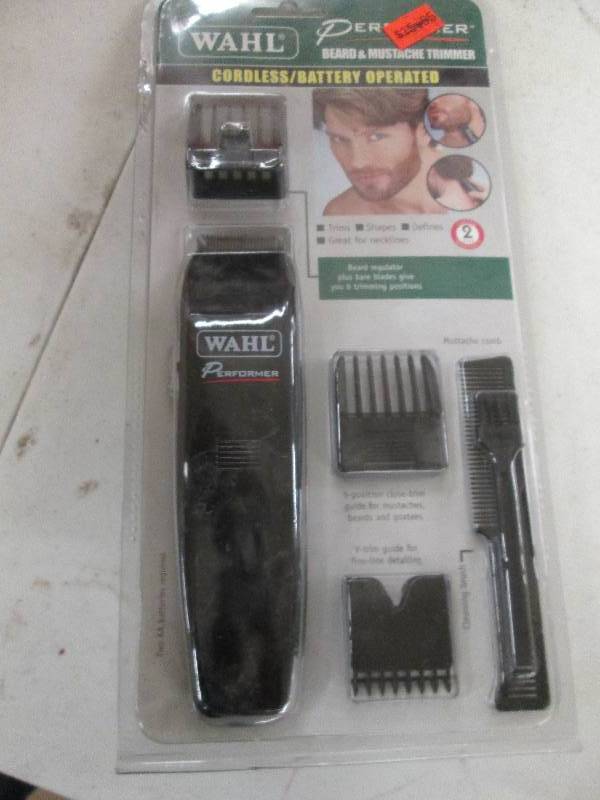 lot 147 image: wahl cordlessbattery operated bear...