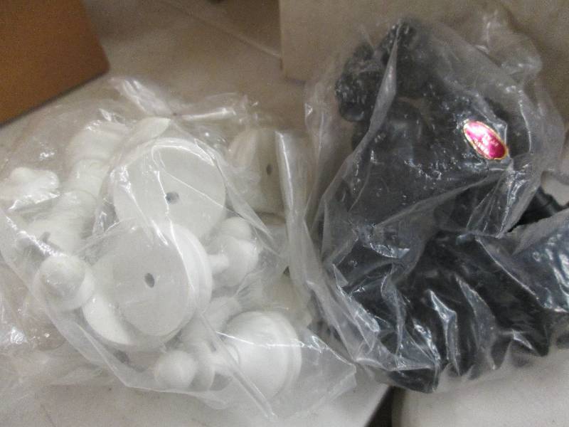 lot 272 image: box of white and black chess pieces...