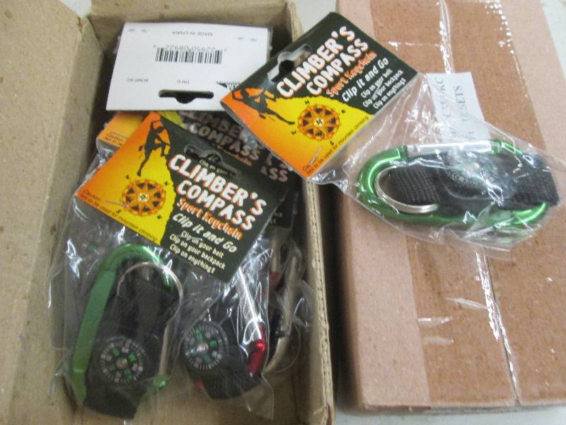 lot 278 image: 2 boxes of 12 climbers compass spor...