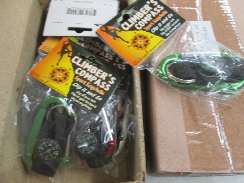 lot 279 image: 2 boxes of 12 climbers compass spor...