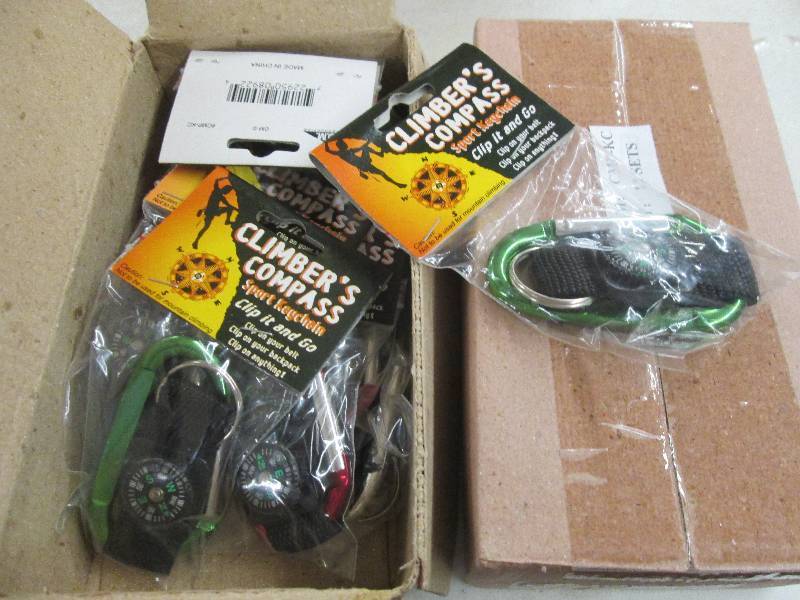 lot 281 image: 2 boxes of 12 climbers compass spor...