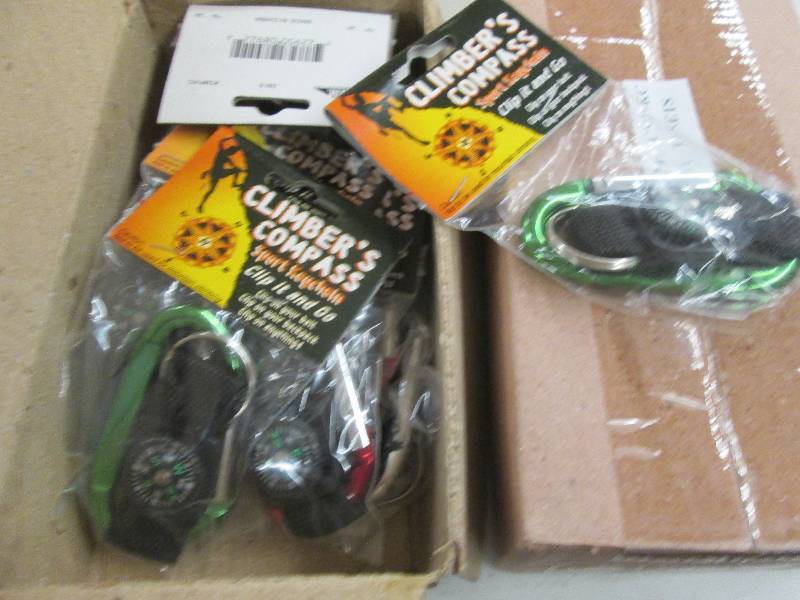 lot 283 image: 2 boxes of 12 climbers compass spor...