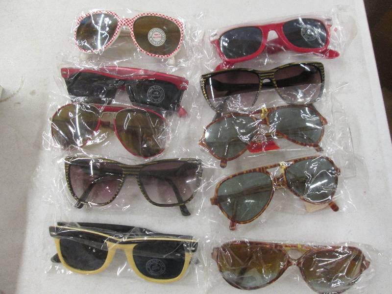 lot 341 image: 10 pairs of brand new sunglasses...