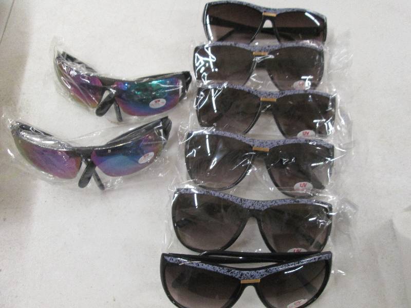 lot 346 image: 8 pairs of brand new sunglasses...