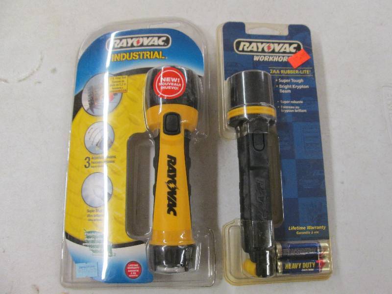 lot 370 image: 2 brand new rayovac flahlights...
