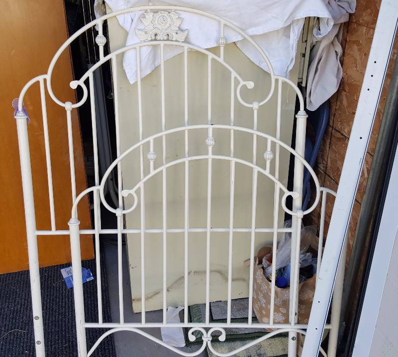 White wired framed bed