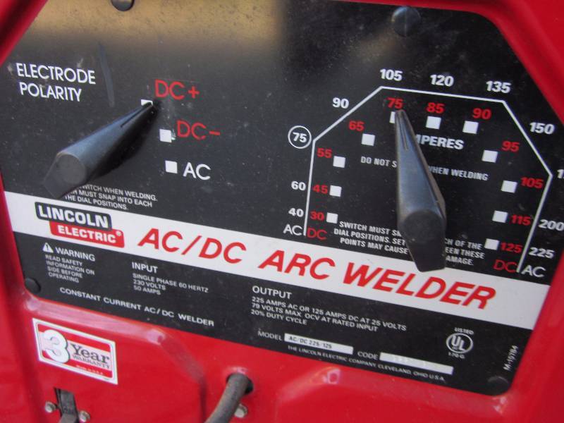 lot 17 image: Welder