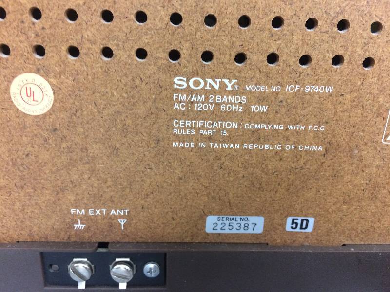 lot 66 image: Sony Radio