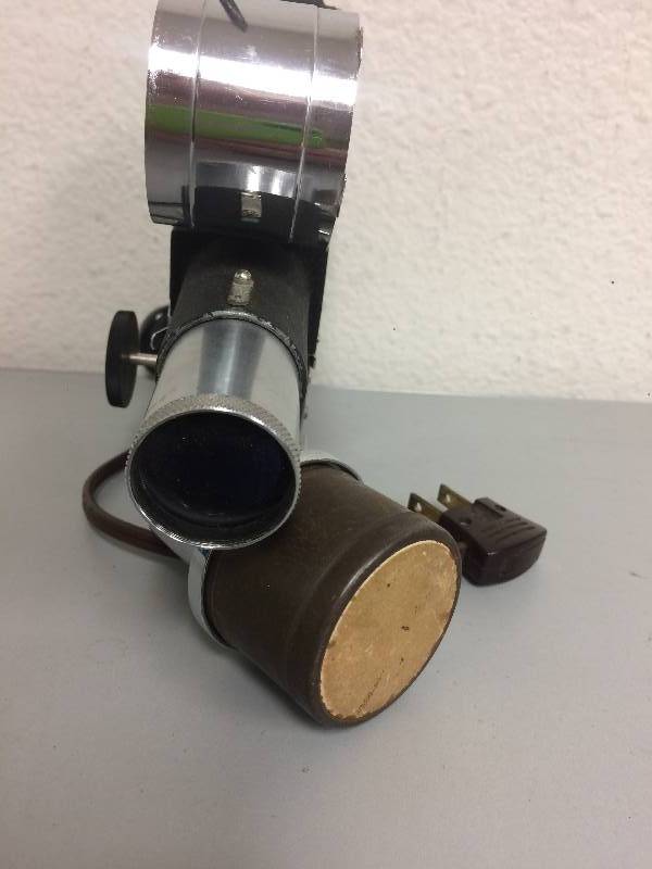 lot 68 image: Antique Picturol Projector