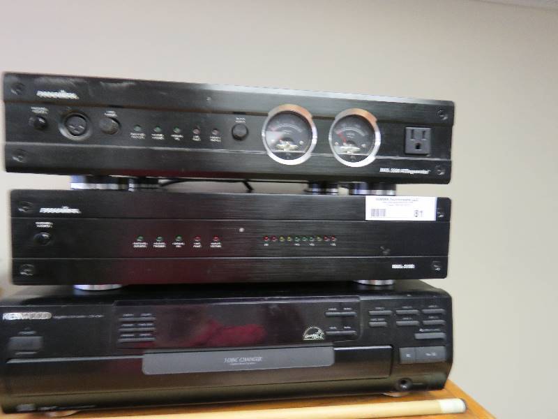 Electronics lot