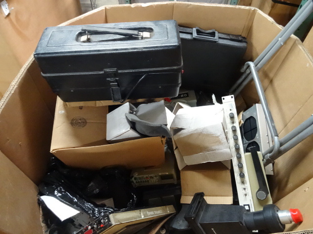 lot 43 image: Gaylord full of electronics. Great for Ebay