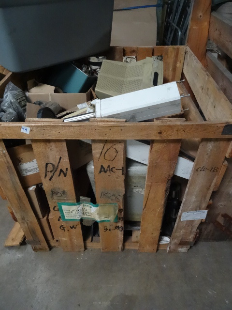 lot 49 image: Pallet of misc electronics.
