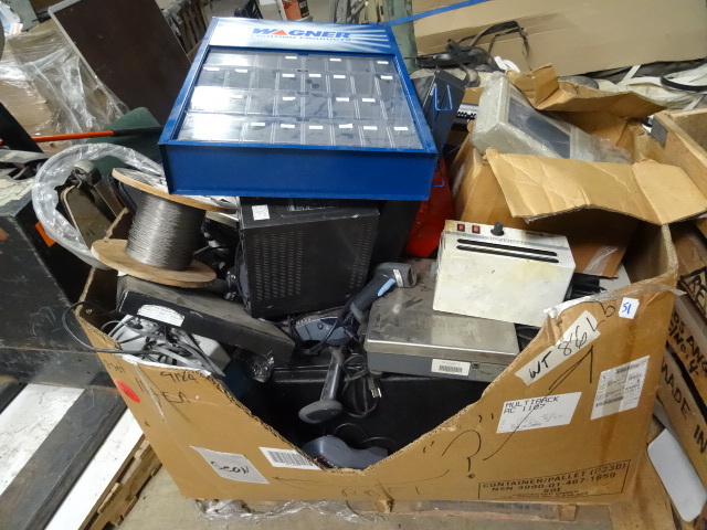 lot 51 image: Pallet of misc electronics. Great for Ebay.