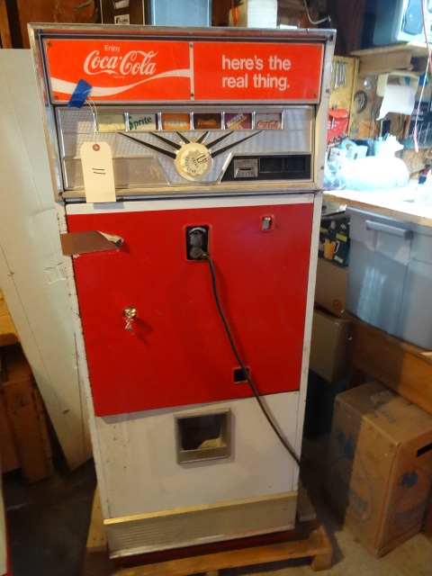 Coke pop machine