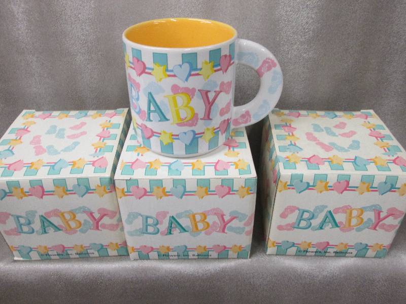 lot 42 image: Lot of 3 Gift Mugs...