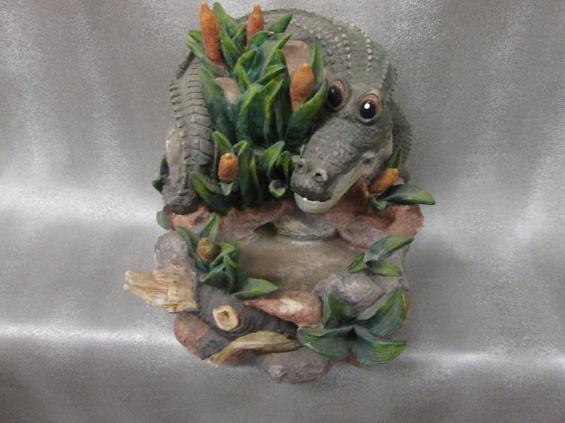 lot 113 image: Alligator Musical Fountain no pump...