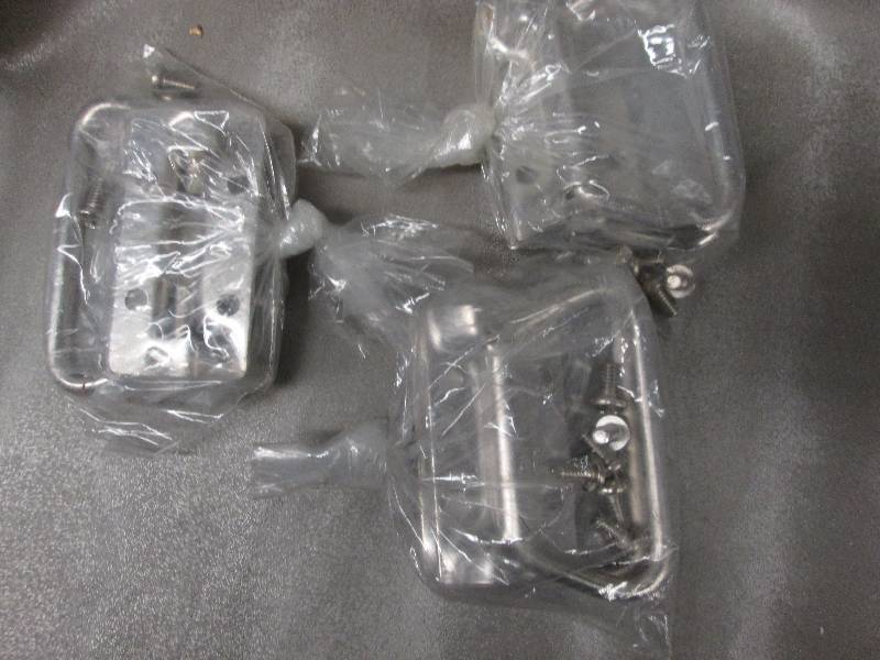 lot 124 image: Lot of 3 Pkgs Metal Hinges...