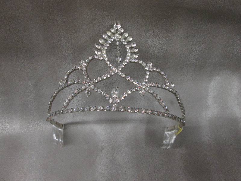 lot 159 image: Rhinestone Tiara Retail $84.00...